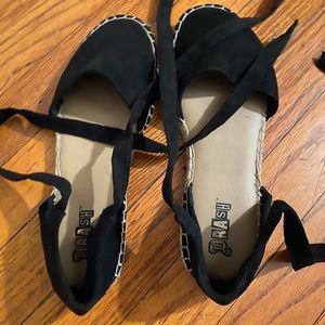 Black velvet espadrilles